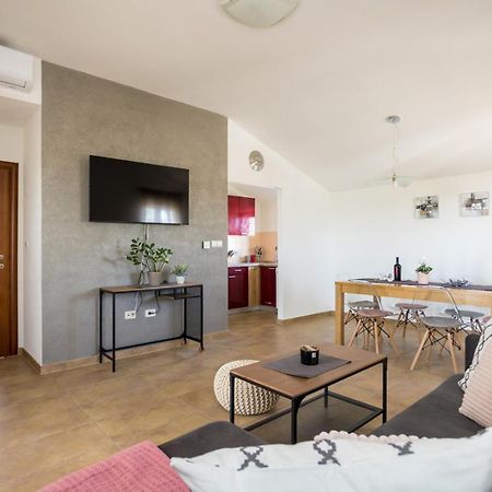 Apartmani Beba Omišalj Esterno foto