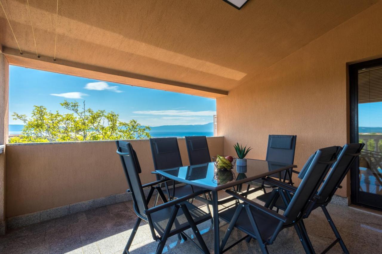 Apartmani Beba Omišalj Esterno foto