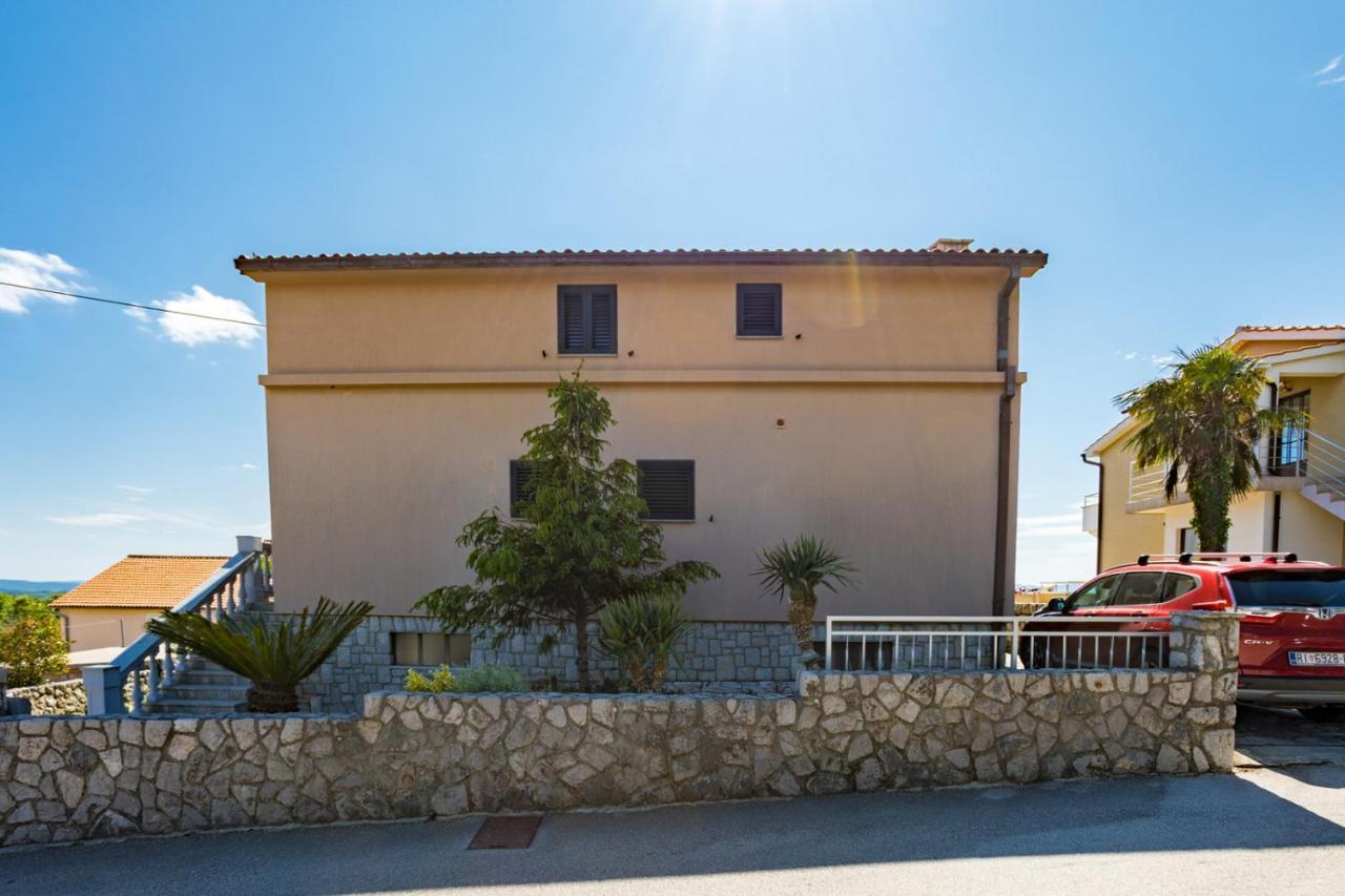 Apartmani Beba Omišalj Esterno foto