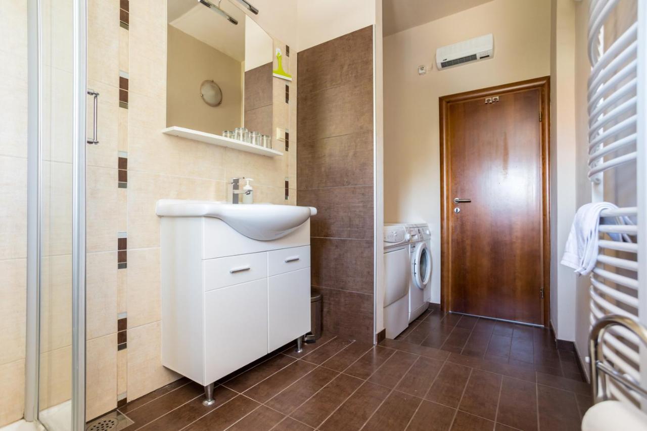 Apartmani Beba Omišalj Esterno foto